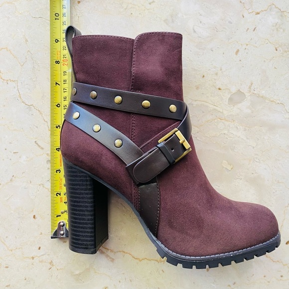 NEW IN BOX- Apt.9 Manager Boots - Picture 6 of 12